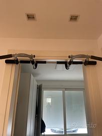 Barra trazioni dorsali bicipiti per porta