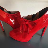 Décolleté rosso intenso n.40 tacco spillo e fiocco