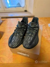 Yeezy 350v2 Sale