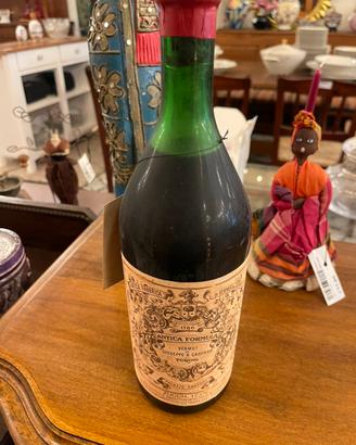 vecchia bottiglia vermut carpano