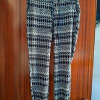 pantaloni morbidi stradivarius