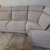 Divano con chaise longue 