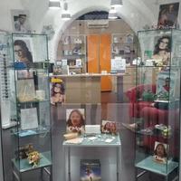 Arredamento Negozio per Ottica o ufficio o altro 