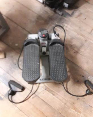 palestra completa anche di altri attrezzi