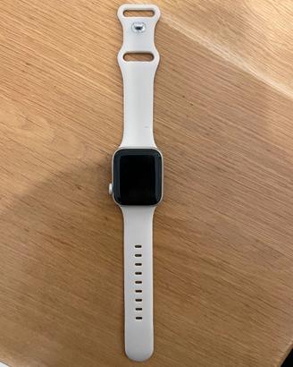 Apple Watch SE (2ª generazione) – 40 mm