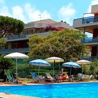 Casa a Santa Marinella in residence con piscina