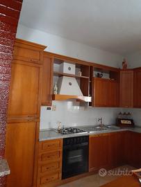 cucina classica ciliegio misura 6.30 altezza 1.15