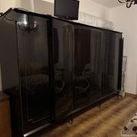 Mobile vintage nero lucido