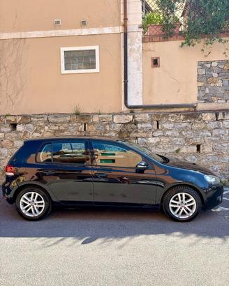 Volkswagen Golf 1.6 TDI Highline