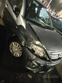 AUTO INCIDENTATA  CITROEN C3 2009