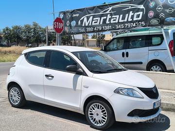 Lancia Ypsilon 1.2 69 CV 5 porte GPL Ecochic Gold 