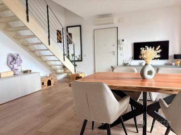 Attico / Mansarda di 140 m² con 5 locali e box aut