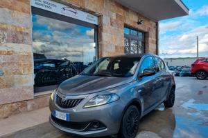 Lancia Ypsilon 1.0 FireFly 5 porte S&S Hybrid Silv