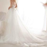 abito da sposa Collezione Nicole Colet