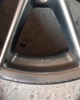 Cerchi in Lega da 17"Avalini Design Made in Italy 