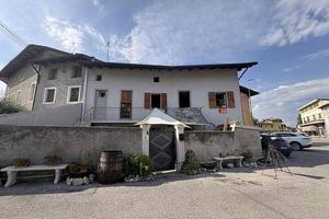 Immobile in asta di 164 m² con 4 locali a Cordenon