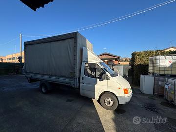 Furgone ford transit centinato gemellato