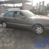 MERCEDES - BENZ CLASSE E W210 E 220 D -ricambi