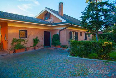 Villa singola Roma [Cod. rif 3142070VRG]