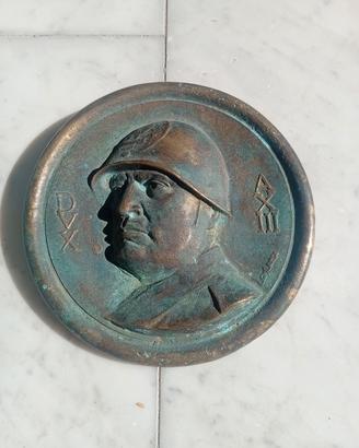Placca in bronzo di Benito Mussolini