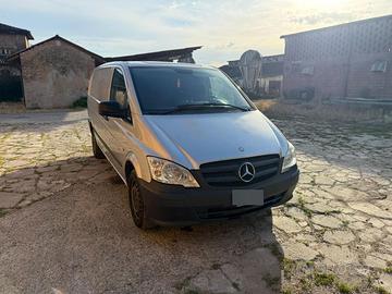 Mercedes Benz Vito 2010