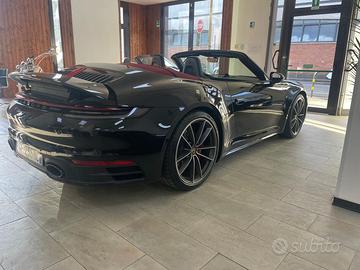 Porsche 992 4S cabrio