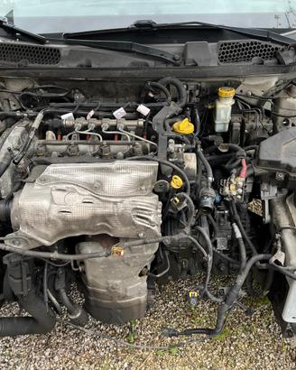 Pezzi vari musata Alfa Giulietta 2.0 JTDM 140CV
