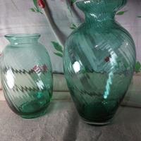 due vasi vetro verde trasp.soffiati torchon divers