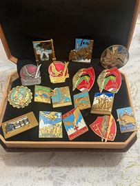 Collezione di distintivi ,scudi,stemmi alpini.