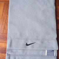 Sciarpa unisex  Nike in pile color grigio