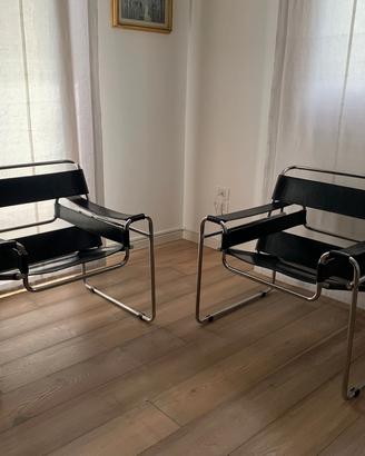 2 poltrone modello Wassily