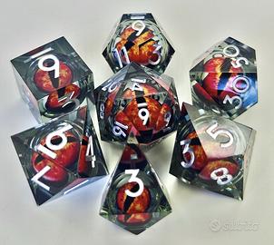 Set 7 pz dadi con nucleo liquido occhio fluttuante