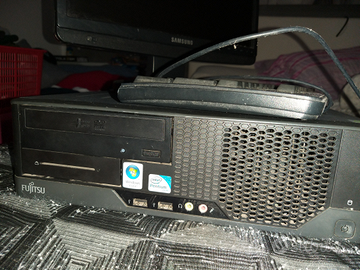 Pc fisso+ monitor Samsung+ tastiera