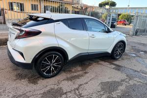 Toyota chr lounge