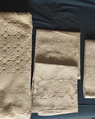 corredo d'epoca della nonna €100