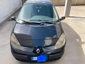 Renault Megane Scenic anno 2006 Diesel 1.9