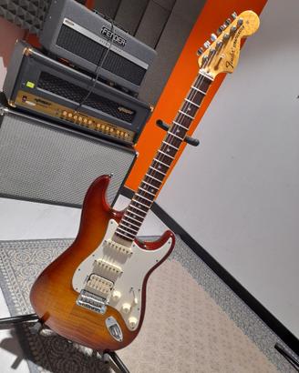 RARA FENDER STRATO SELECT CORONA  2014