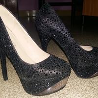 Decoltè nere con brillanti