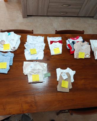 Abbigliamento bimbo 1-6mesi 