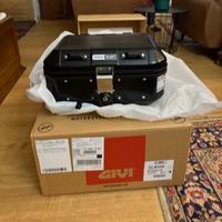 Bauletto Givi Trekker Dolomiti 30Lt nero