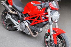 Ducati Monster 696 2009