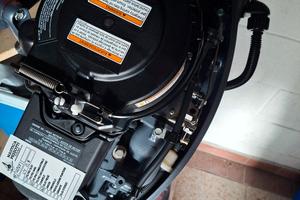 motore nautico yamaha 8 cavalli 4 tempi 