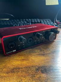 Scheda audio Scarlett Focusrite 2i2