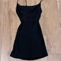 Vestito corto nero