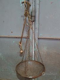 bilancia antica in ottone