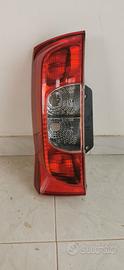 Fanale posteriore SX Citroen Nemo