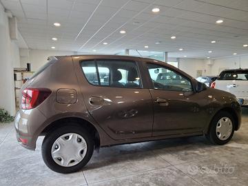 Dacia Sandero Stepway 1.0 TCe 100 CV ECO-G Comfort