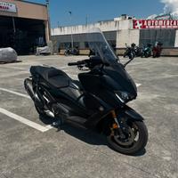 T max 560 Tech Max