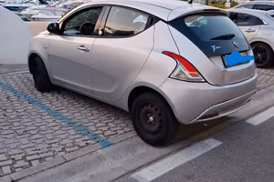 Lancia Ypsilon gpl benzina