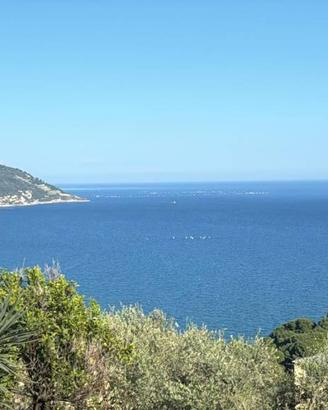 Villa di 251 m² con più di 5 locali a Diano Marina